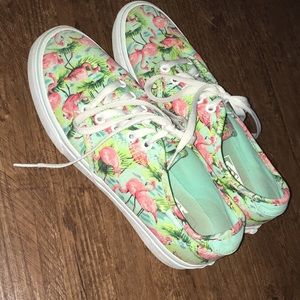 flamingo vans